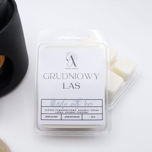 wosk zapachowy do kominka o zapachu grudniowy las