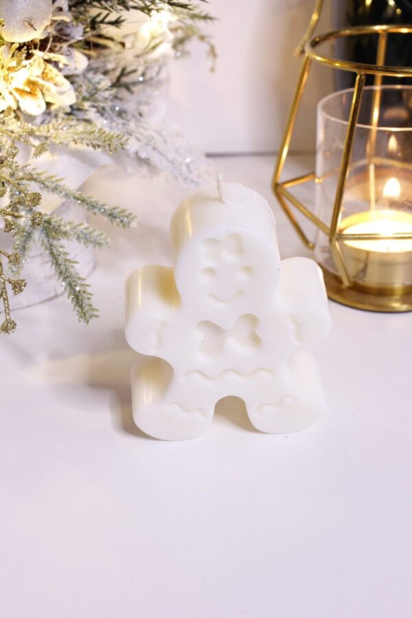 piernik-dziewczynka-świeca-sojowa-prezent-święta