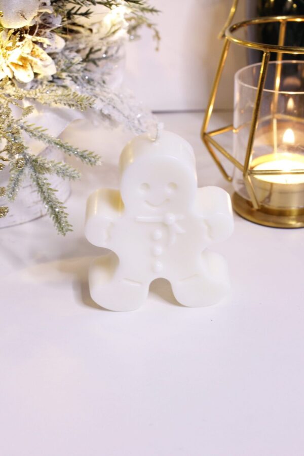 piernikowy-chłopiec-świeca-sojowa