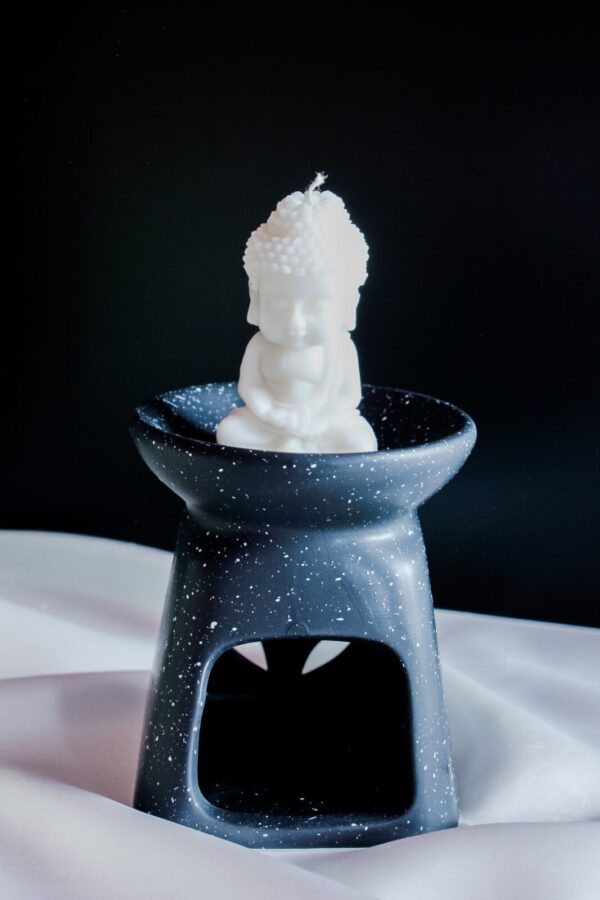 Ceramiczny kominek do wosków zapachowych (szaro-biały)